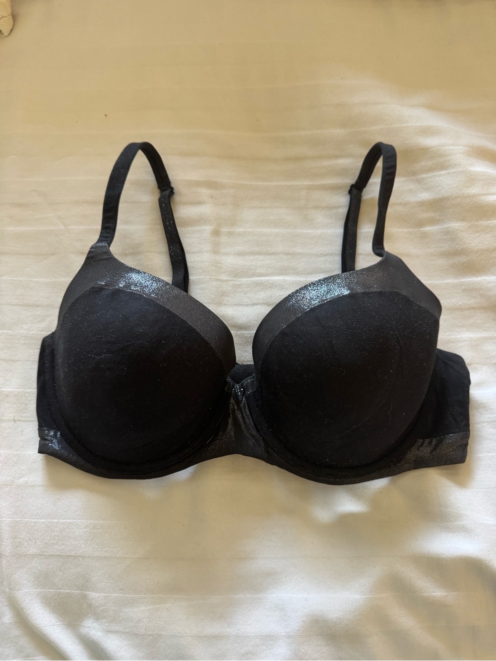 Victoria’s Secret Everyday Smooth Black Push-Up Bra size 36D